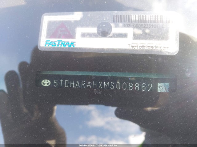 5TDHARAHXMS008862 Toyota Highlander Hybrid Xle