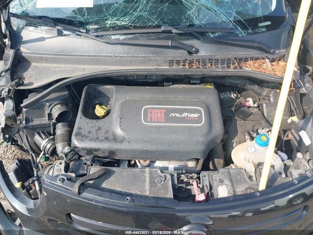 2014 FIAT 500L ZFBCFADH9EZ020139 Photo 9