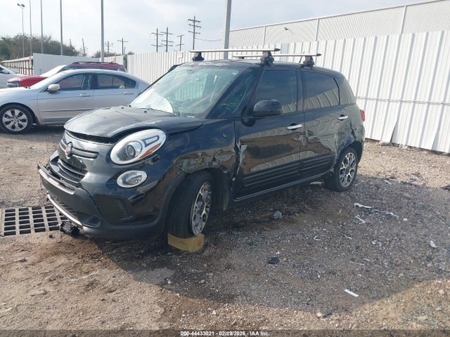 2014 FIAT 500L ZFBCFADH9EZ020139 Photo 1
