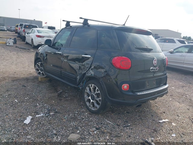 2014 FIAT 500L ZFBCFADH9EZ020139 Photo 2