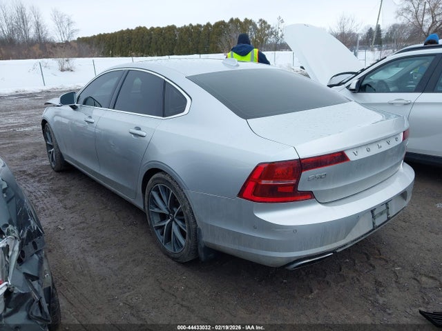 2017 VOLVO S90 YV1A22MK3H1015825 Photo 2
