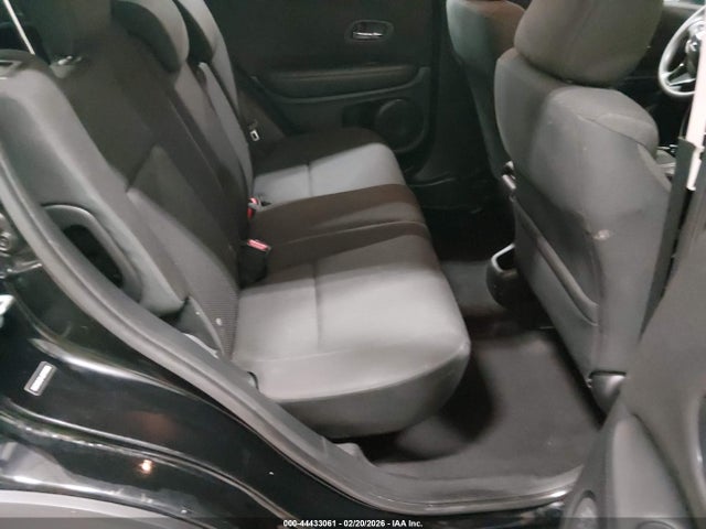 3CZRU6H34JG705596 Honda HR-V LX