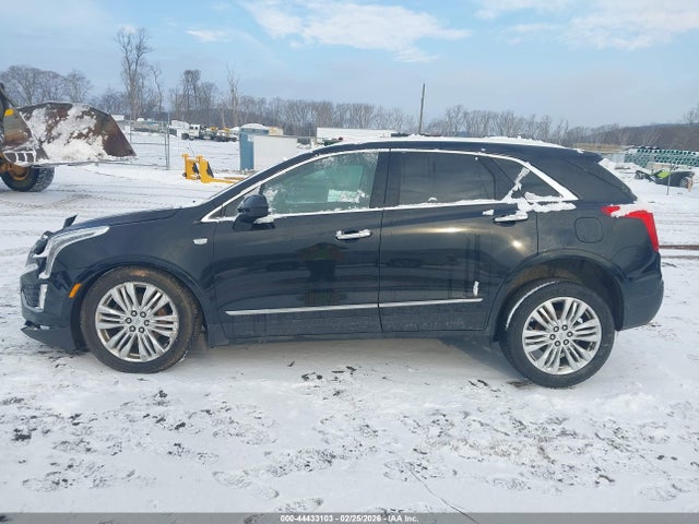 44433103 :رقم المزاد ، 1GYKNFRS9KZ139358 vin ، 2019 Cadillac Xt5 Premium Luxury مزاد بيع
