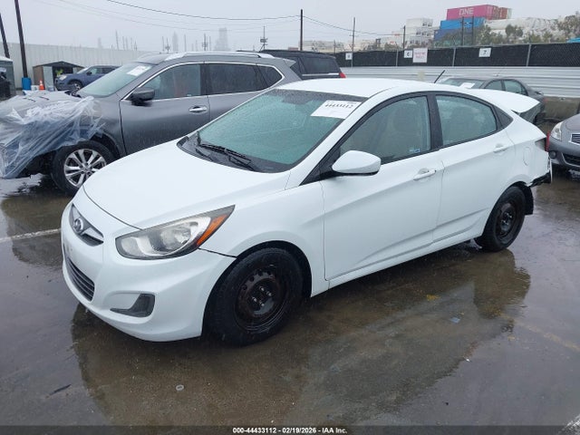 Hyundai ACCENT GLS 2014 KMHCT4AE5EU743383 Image 2