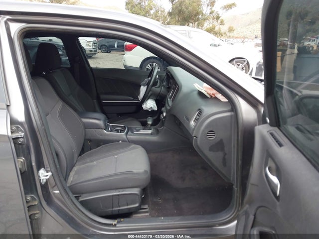 2C3CDXJG4KH533168 Dodge Charger Sxt Awd