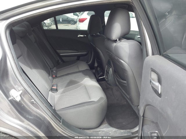 2C3CDXJG4KH533168 Dodge Charger Sxt Awd