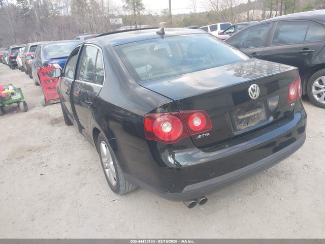 44433184 :رقم المزاد ، 3VWRZ71K38M186807 vin ، 2008 Volkswagen Jetta Se/sel مزاد بيع