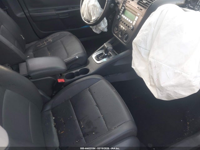 44433184 :رقم المزاد ، 3VWRZ71K38M186807 vin ، 2008 Volkswagen Jetta Se/sel مزاد بيع