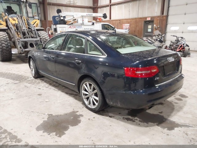 2010 AUDI A6 WAUKGAFB6AN040183 Photo 2