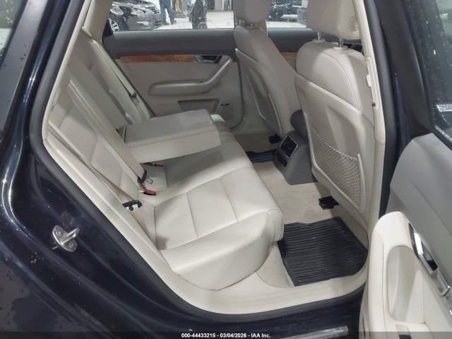 2010 AUDI A6 WAUKGAFB6AN040183 Photo 7
