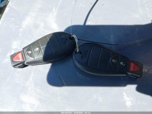 2016 Jeep Cherokee Latitude მანქანა იყიდება აუქციონზე, vin: 1C4PJLCB7GW312639, აუქციონის ნომერი: 44433227