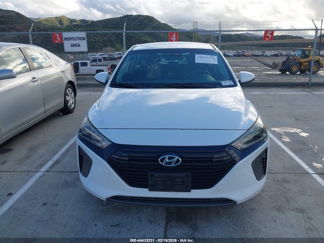 KMHC65LC8KU107058 Hyundai Ioniq Hybrid Blue