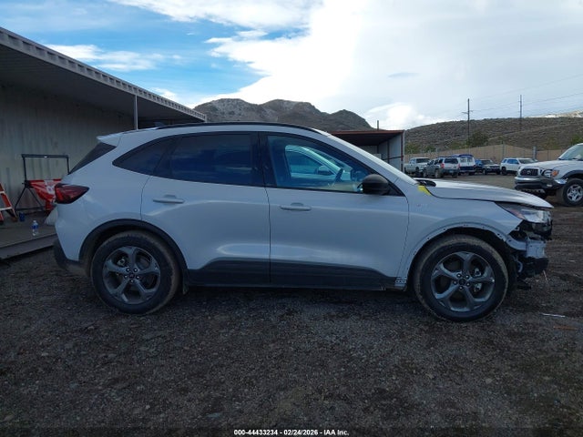 Ford Escape St-line 2025 1FMCU0MN4SUB35013 Image 14
