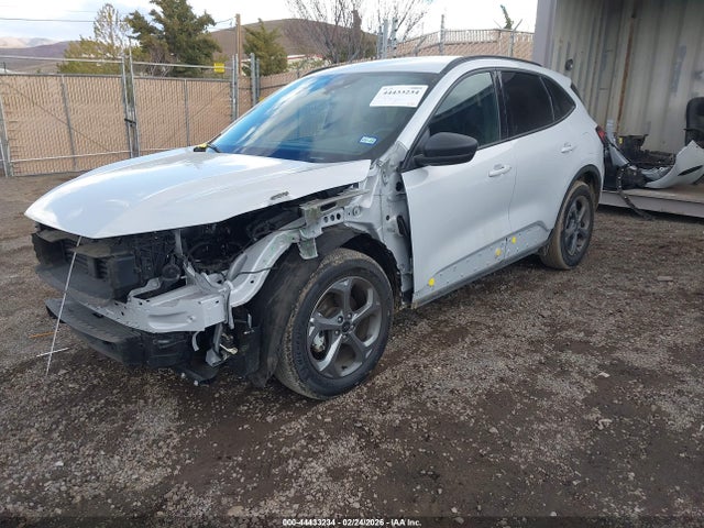 Ford Escape St-line 2025 1FMCU0MN4SUB35013 Image 2