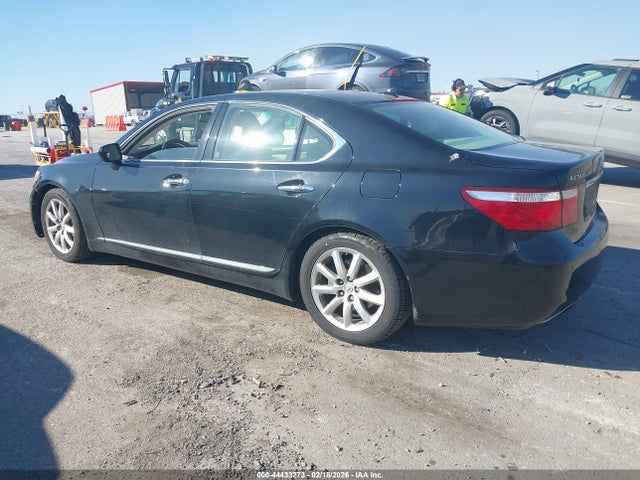 2007 LEXUS LS 460 JTHBL46F075041226 Photo 2