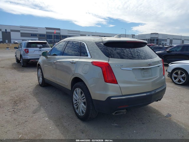 2017 CADILLAC XT5 1GYKNCRS6HZ109287 Photo 2