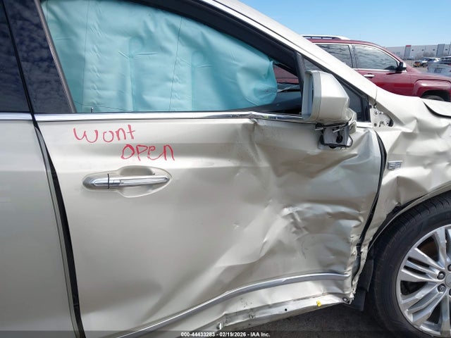 2017 CADILLAC XT5 1GYKNCRS6HZ109287 Photo 4