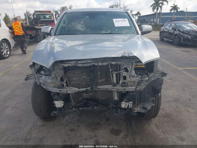 Aukcja sprzedaży 2022 Toyota Tacoma Sr5 V6, vin: 3TMAZ5CN0NM161502, numer aukcji: 44433284