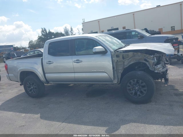 Aukcja sprzedaży 2022 Toyota Tacoma Sr5 V6, vin: 3TMAZ5CN0NM161502, numer aukcji: 44433284
