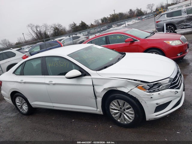 2020 Volkswagen Jetta 1.4t R-line/1.4t S/1.4t Se მანქანა იყიდება აუქციონზე, vin: 3VWCB7BU8LM056055, აუქციონის ნომერი: 44433297