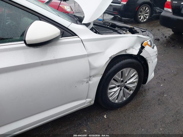 2020 Volkswagen Jetta 1.4t R-line/1.4t S/1.4t Se მანქანა იყიდება აუქციონზე, vin: 3VWCB7BU8LM056055, აუქციონის ნომერი: 44433297