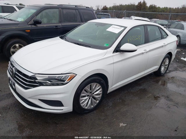 2020 Volkswagen Jetta 1.4t R-line/1.4t S/1.4t Se მანქანა იყიდება აუქციონზე, vin: 3VWCB7BU8LM056055, აუქციონის ნომერი: 44433297