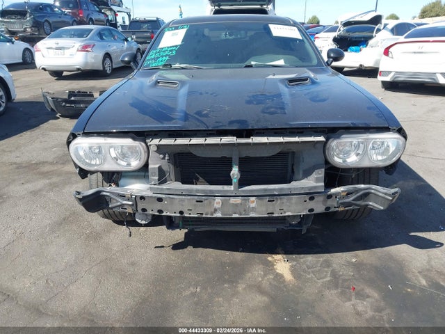 2C3CDYBT5EH101548 Dodge Challenger R/t