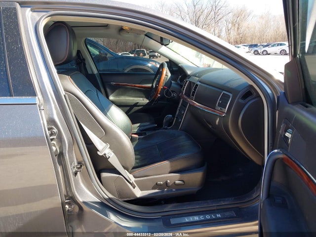 2010 LINCOLN MKZ 3LNHL2JC9AR659884 Photo 4