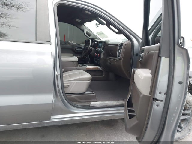 2021 CHEVROLET SILVERADO 1500 1GCPYFED9MZ446400 Photo 4