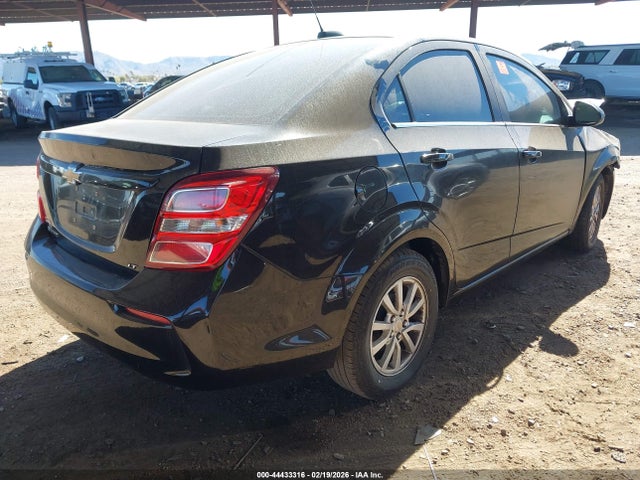 1G1JD5SH9J4105132 Chevrolet Sonic Lt Auto
