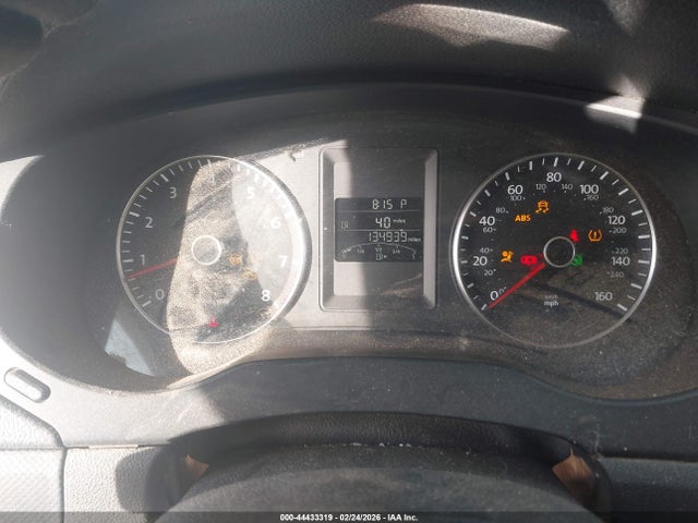 2014 Volkswagen Jetta 1.8t Se მანქანა იყიდება აუქციონზე, vin: 3VWD17AJ5EM265058, აუქციონის ნომერი: 44433319