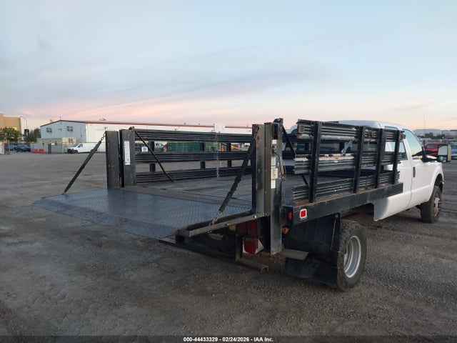 1FD8W3H6XGEC86718 Ford F-350 Chassis