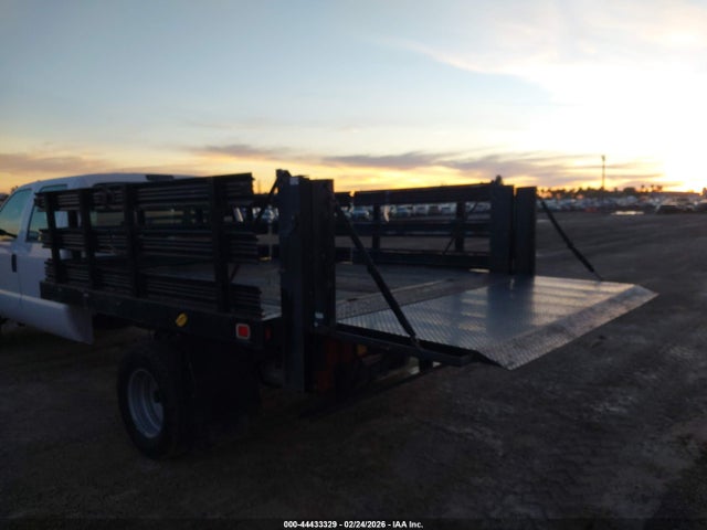1FD8W3H6XGEC86718 Ford F-350 Chassis
