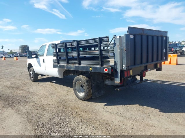 1FD8W3H6XGEC86718 Ford F-350 Chassis