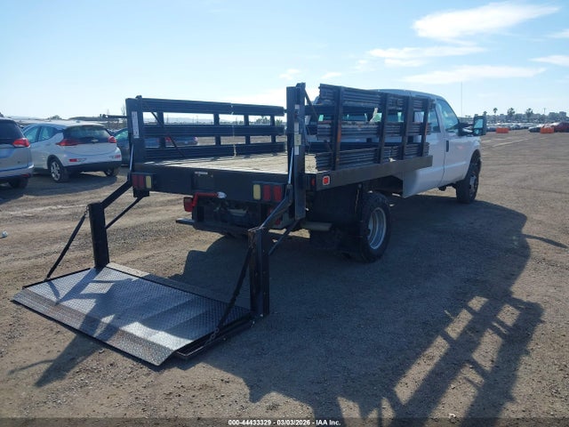 1FD8W3H6XGEC86718 Ford F-350 Chassis