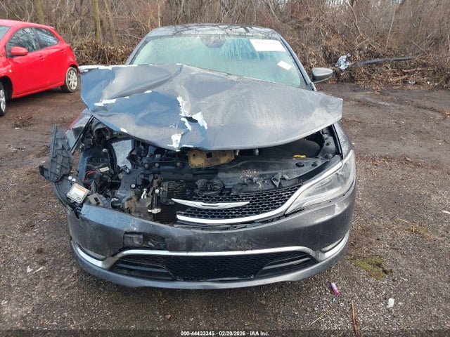 44433345 :رقم المزاد ، 1C3CCCCG0FN510332 vin ، 2015 Chrysler 200 C مزاد بيع
