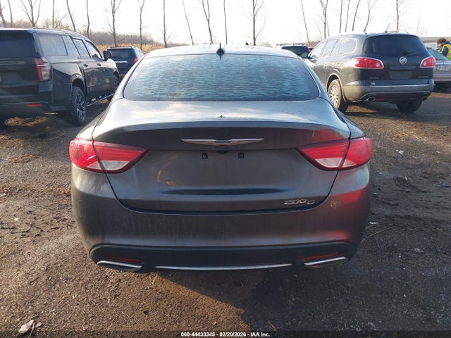 44433345 :رقم المزاد ، 1C3CCCCG0FN510332 vin ، 2015 Chrysler 200 C مزاد بيع