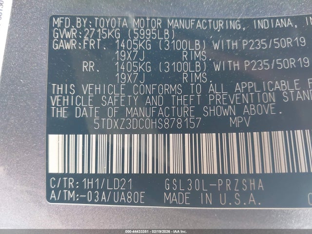 5TDXZ3DC0HS878157 Toyota Sienna Se 8 Passenger
