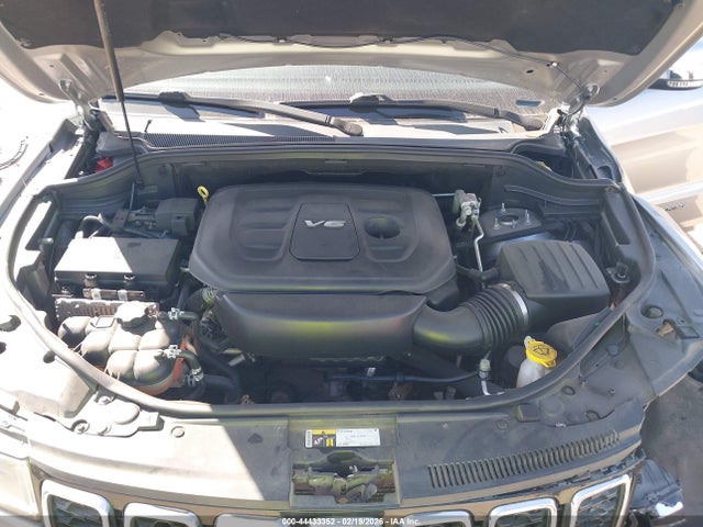 Продажа на аукционе авто 2018 Jeep Grand Cherokee Limited 4x2, vin: 1C4RJEBG9JC221723, номер лота: 44433352