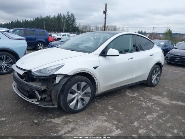 2022 TESLA MODEL Y 7SAYGAEE2NF570912 Photo 1
