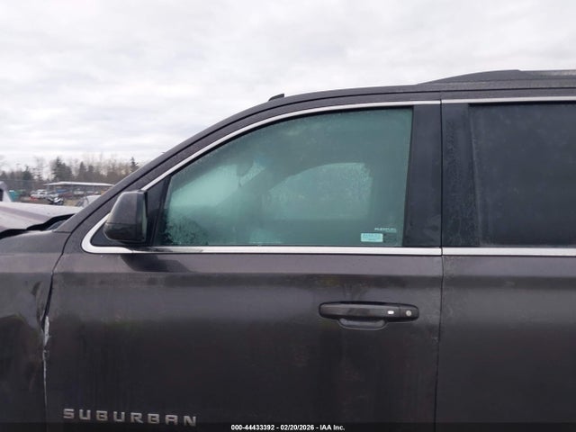 1GNSKJKC0FR127889 Chevrolet Suburban 1500 Lt