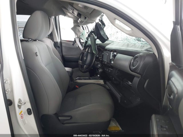 Продажа на аукционе авто 2018 Toyota Tacoma Sr5, vin: 5TFAX5GN1JX120915, номер лота: 44433422