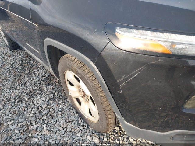 2014 Jeep Cherokee Sport მანქანა იყიდება აუქციონზე, vin: 1C4PJLAB5EW199662, აუქციონის ნომერი: 44433427