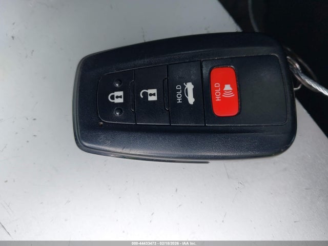Toyota Corolla Hybrid Le 2021 JTDEAMDE0MJ001889 Image 11