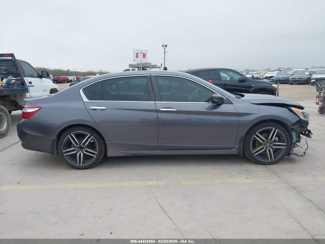 1HGCR2E16HA031146 Honda Accord Sport Se