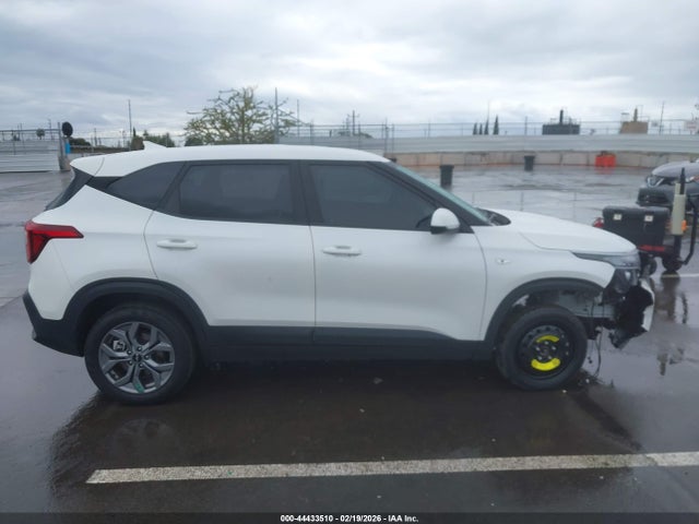 KNDEPCAA4R7514741 KIA Seltos Lx