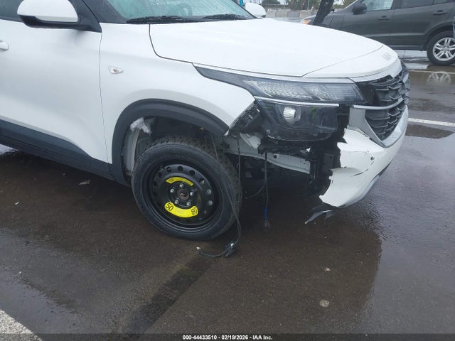 KNDEPCAA4R7514741 KIA Seltos Lx