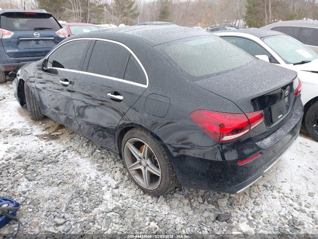 2020 MERCEDES-BENZ A 220 W1K3G4FB4LW047516 Photo 2