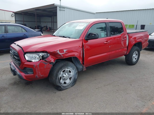 5TFAX5GN8KX148910 Toyota Tacoma Sr