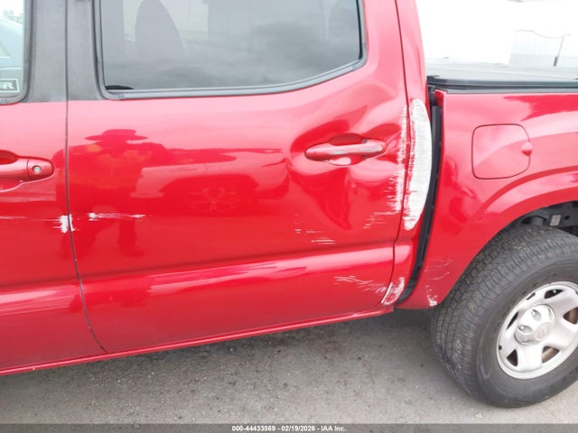 5TFAX5GN8KX148910 Toyota Tacoma Sr